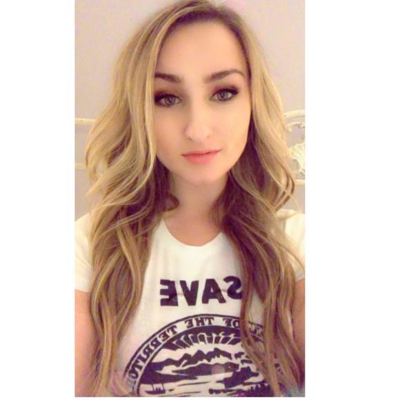 allisondolin102
